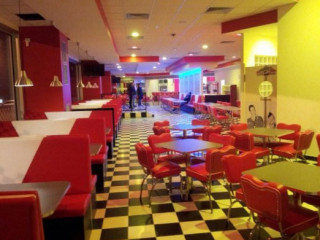 America Graffiti Diner