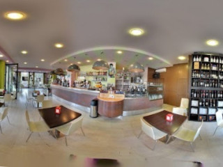 Piper Cafe'