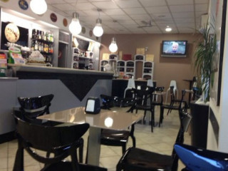2.22 Cafe