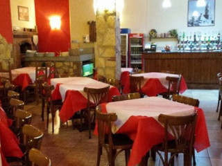 Pizzeria La Taverna Dei Mille