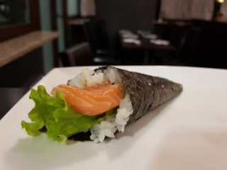 Tokyo Sushi