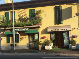 Angel Max
