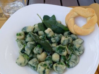 Trattoria Flo's