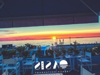 Oasis Lounge Bar Beach Restaurant