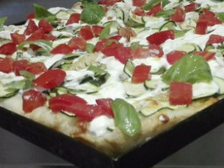 Alice Pizza