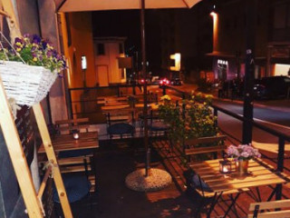 Mabu Cafe