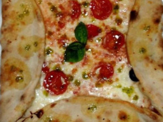 Lovely Pizza