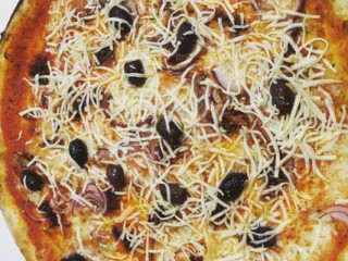 Giordano's Pizza