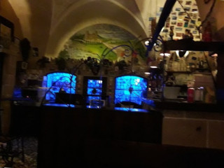 Pizzeria Snout Music Pub
