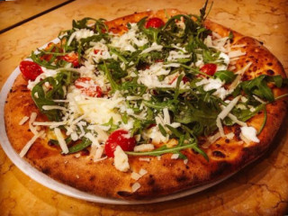 Art Deco Pizzeria
