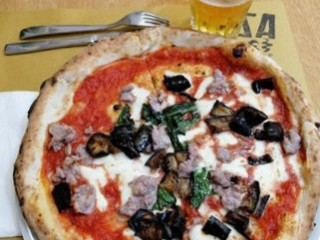 Azz Ch Pizz