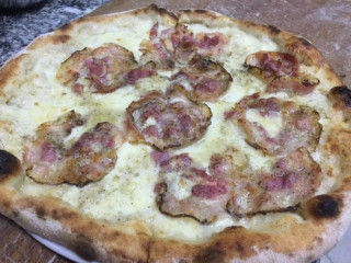 O' Vesuvio Pizzeria