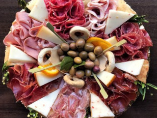 Wine Bianconiglio