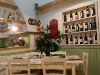 Q. B. Tapas