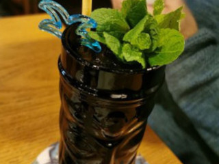 Duchi Cafe