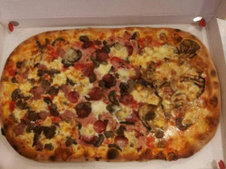 Carlo Pizza