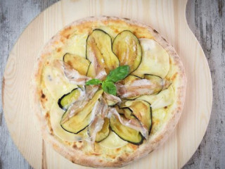 Mama Cucina Con Brace Pizza