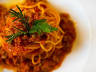 Pizzeria Cusine Royal
