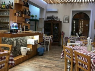 U Maccicuni Wine Food