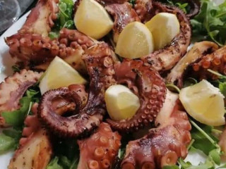 Piccolo E Osteria