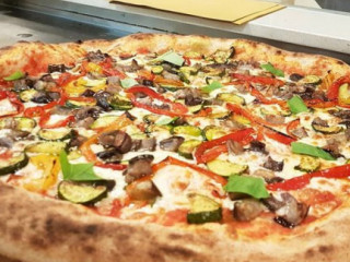 Pako's Pizzeria