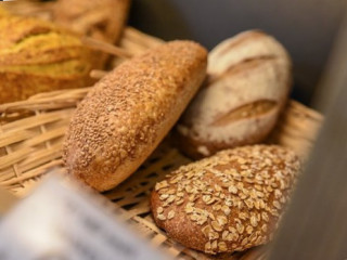 Pane In Salute