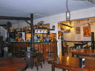 Saloon Di Bruzzese Rita