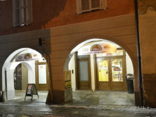 Via Roma
