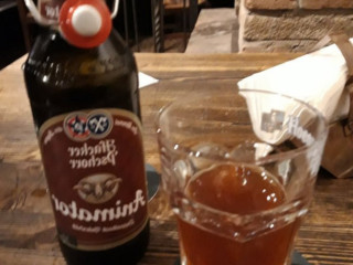 Caravanserrai Pub