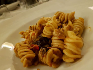 Laghetti Wine Food