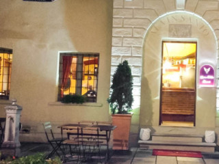 Canton Divino