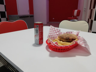 Zinzila's Food