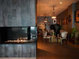 Library Bistro/