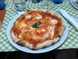 Pizzeria Ernano Di Ernano Antimo E Antonucci Anna