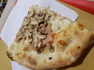 Nuovo Mondo Pizza