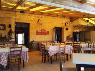 La Piazzetta Pizzeria