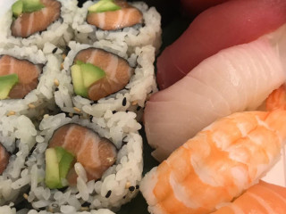 College Sushi