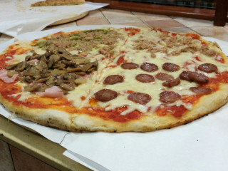Max Pizzeria