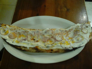 Pizzopolis Pizza