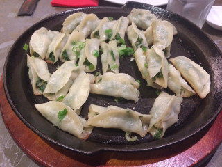 Jolly Bar Di Ren Shimin
