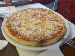 Peppi's Pizza