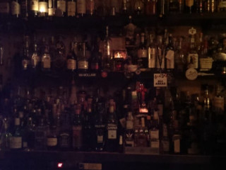 Shaker's Club Drinks And Dreams