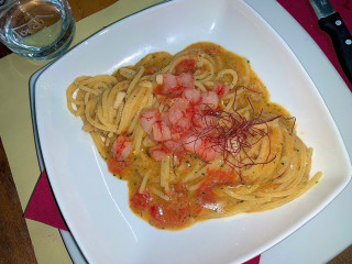 Deco Cafe Pub