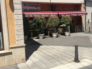 Su Gaungiu