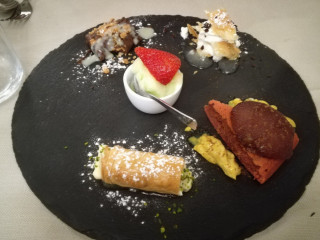 La Taverna Dei Poeti