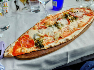 Yelken Pizzeria Steakhouse
