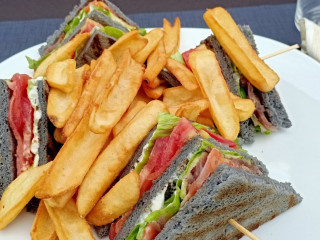 Alla Stretta Garden Bistrot