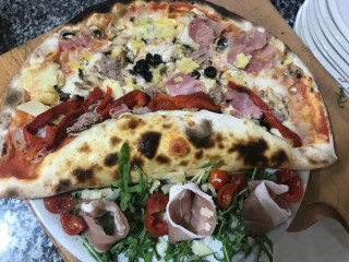 Al Mulino Pizzeria