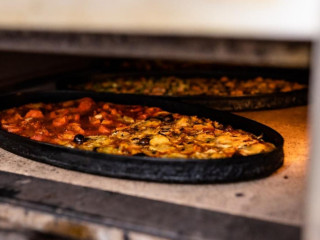 Joey's Pizza Al Taglio