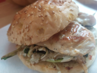 0761 Pizza Burger